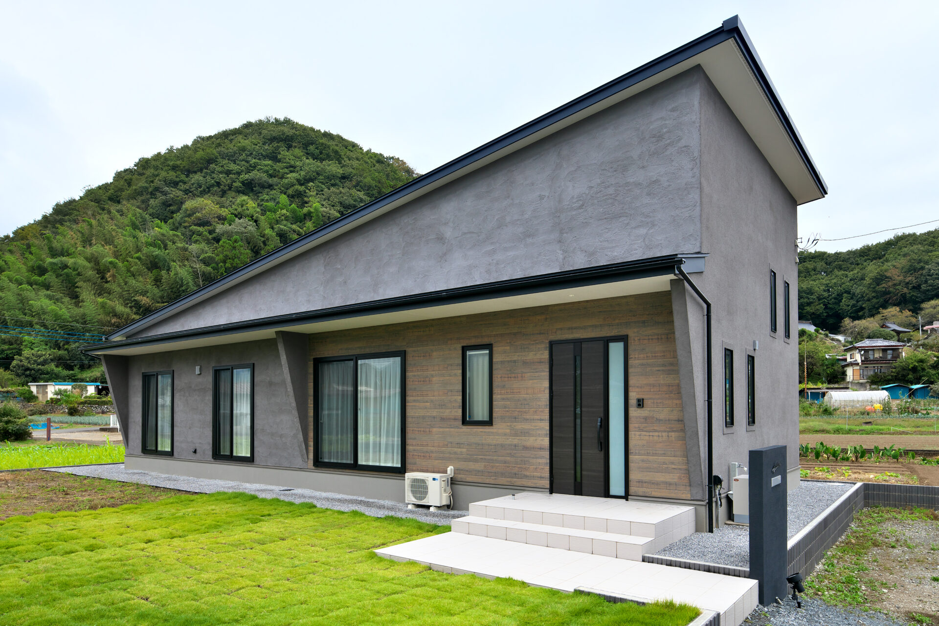 横長の超贅沢な平屋の家